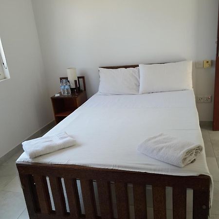 Amssler Beach Stay Kalutara Luaran gambar