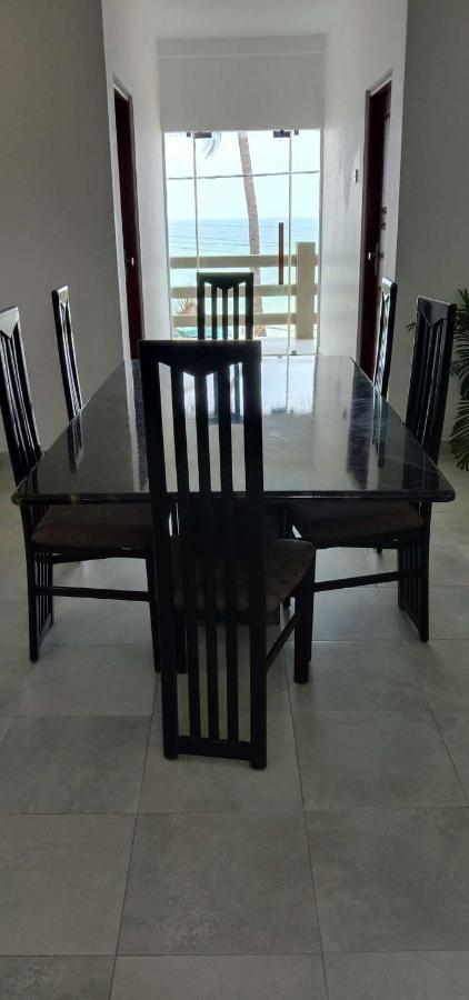 Amssler Beach Stay Kalutara Luaran gambar