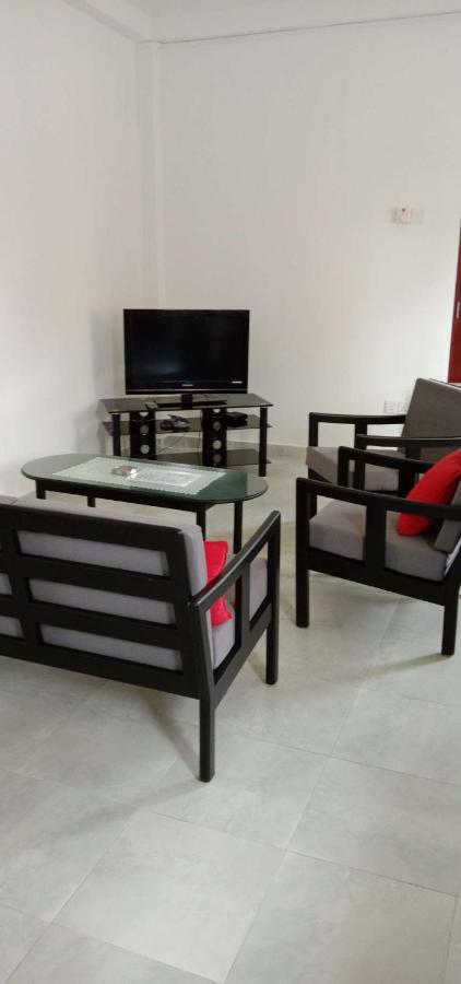 Amssler Beach Stay Kalutara Luaran gambar