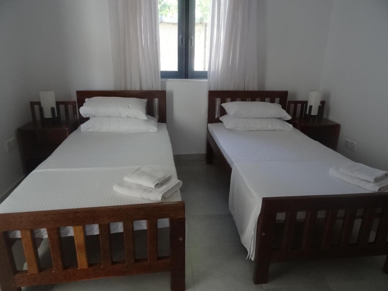 Amssler Beach Stay Kalutara Luaran gambar