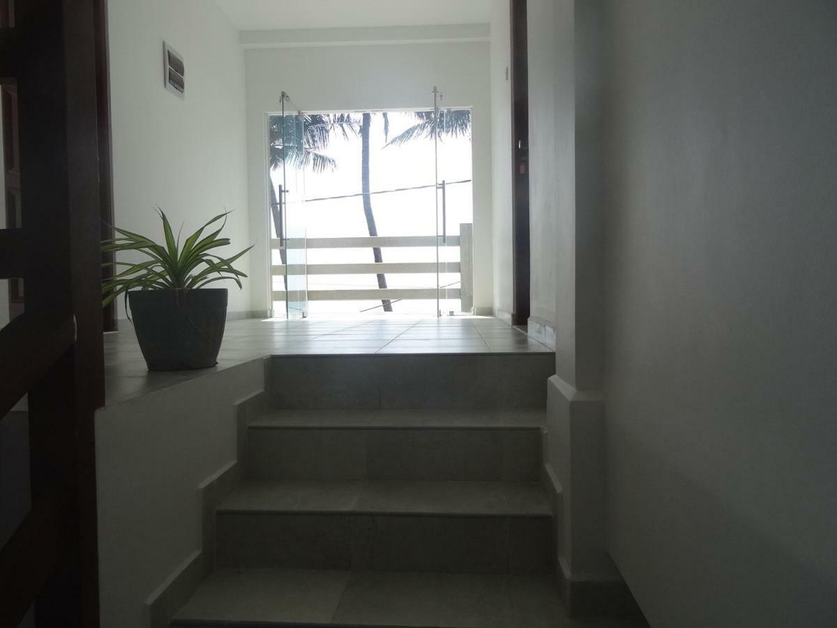 Amssler Beach Stay Kalutara Luaran gambar