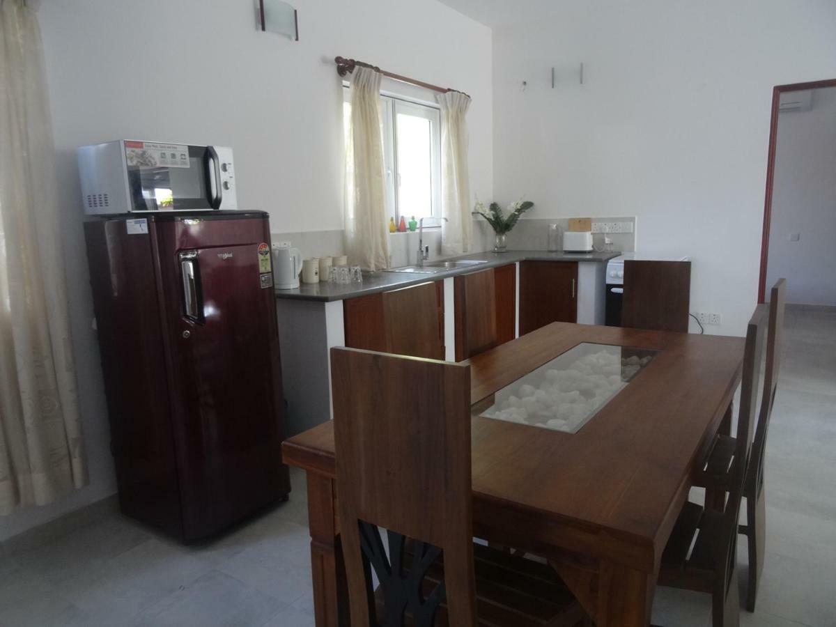 Amssler Beach Stay Kalutara Luaran gambar