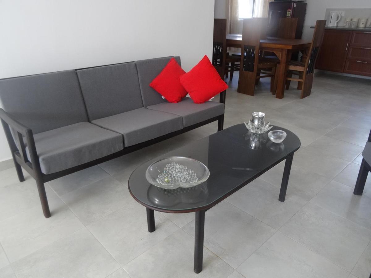 Amssler Beach Stay Kalutara Luaran gambar